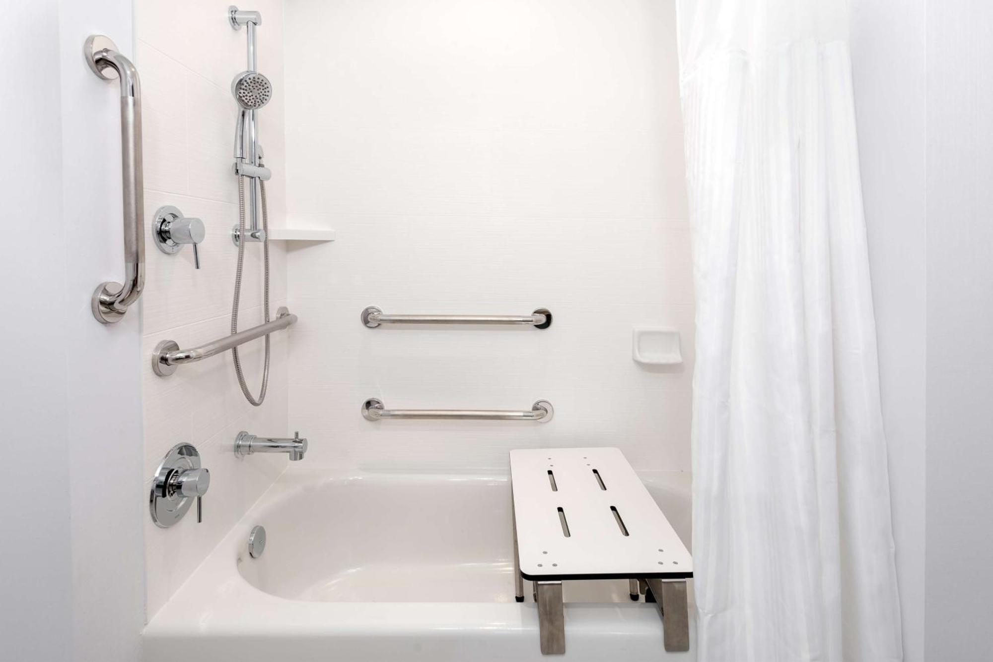 Hilton Garden Inn Panama City Airport, Fl ภายนอก รูปภาพ
